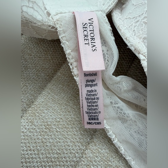 Lace Bombshell Rhinestone Victoria Secret Bra - Picture 5 of 9